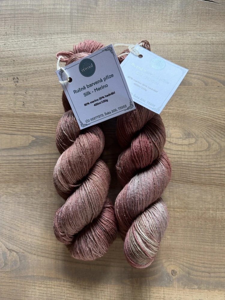 Ručně barvená příze Merino Silk