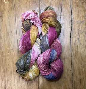 Ručně barvená příze Bourette Silk