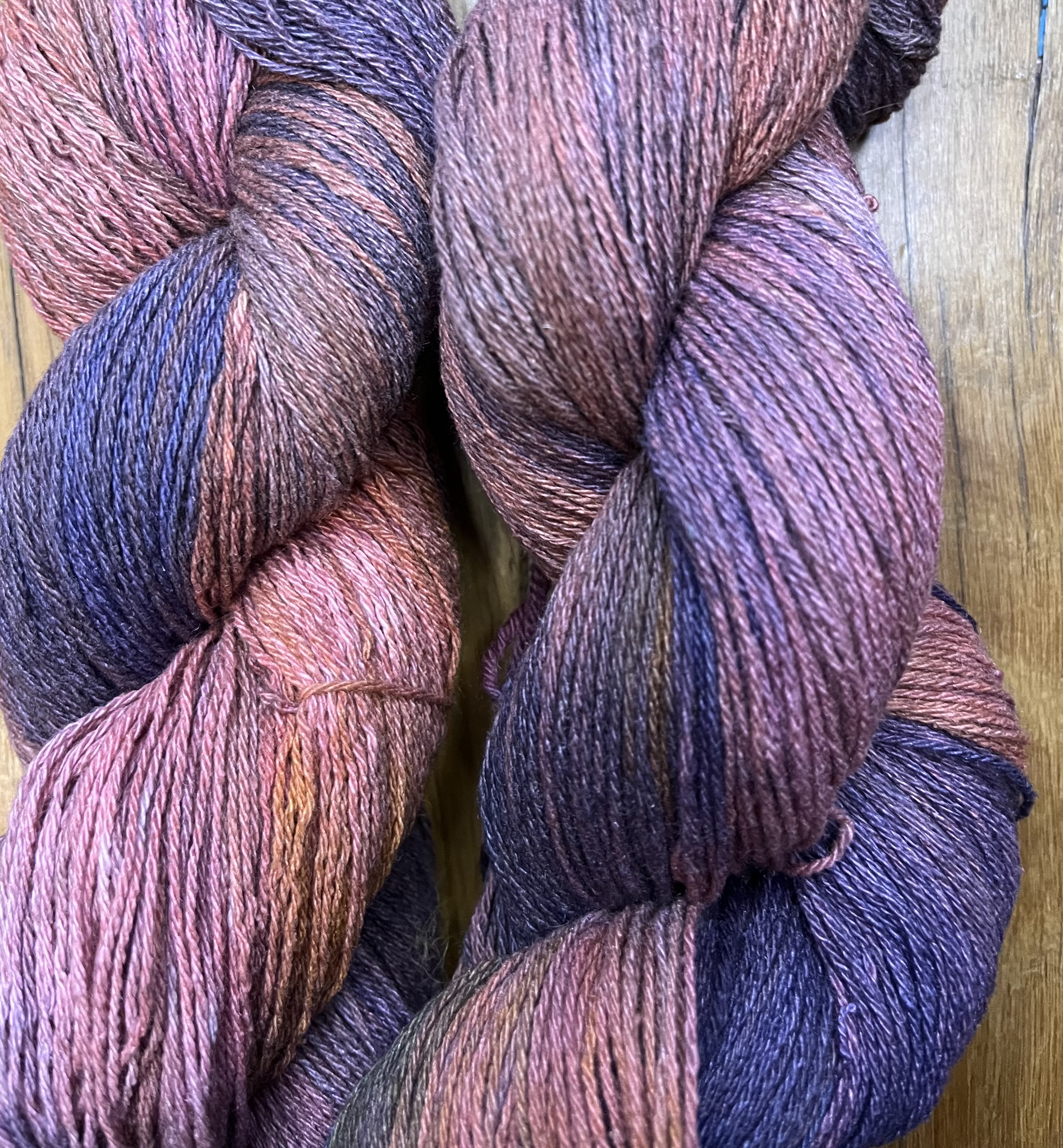 Ručně barevná příze Bourette Silk