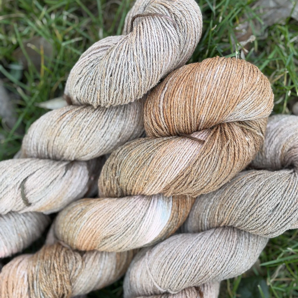 Ručně barevná příze Bourette Silk