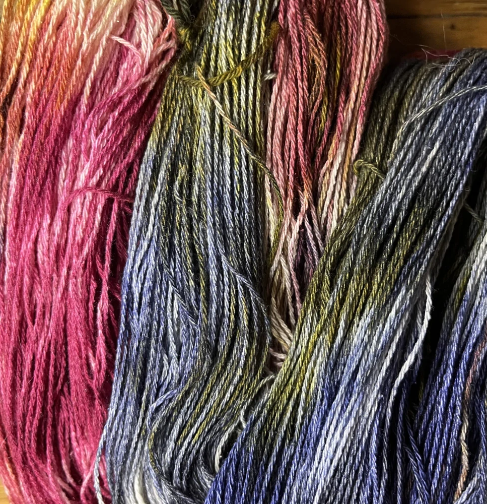 Ručně barvená příze Bourette Silk